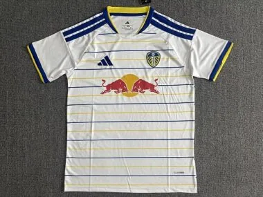 Leeds United Heimtrikot 2026/27 Albumcover
