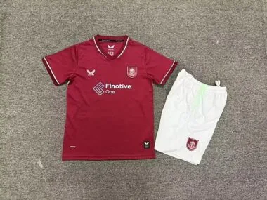 Camiseta y pantalones cortos infantiles del Burnley para la temporada 2026/27 (partidos en casa)
