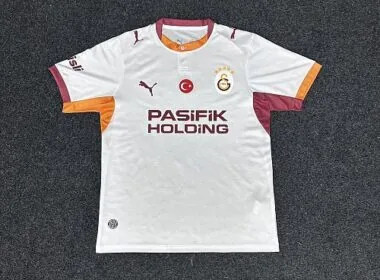 Camiseta de visitante del Galatasaray 2026/27