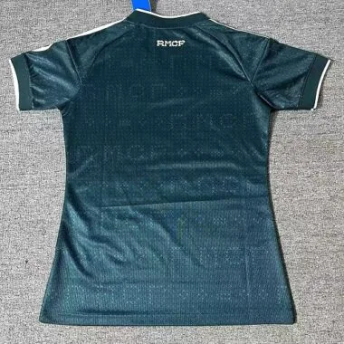 Imagem 2 do álbum Camisa de jogo fora de casa da equipa feminina do Real Madrid 2026/27