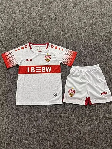 Camiseta y pantalones cortos infantiles de local del Stuttgart para la temporada 2026/27