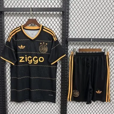 Camiseta y pantalones cortos del Ajax para los partidos fuera de casa de la temporada 2026/27
