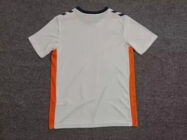 Afbeelding 2 van album Uitshirt van Coventry City voor het seizoen 2026/27