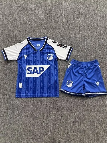 Camiseta y pantalones cortos de local para niños del Hoffenheim, temporada 2026/27