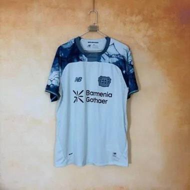 Camiseta de visitante del Leverkusen 2026/27
