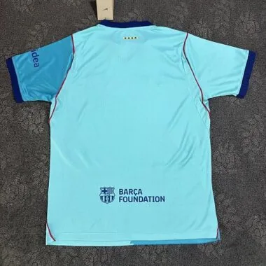 Imagem 2 do álbum 2026/27 Barcelona Third Jersey