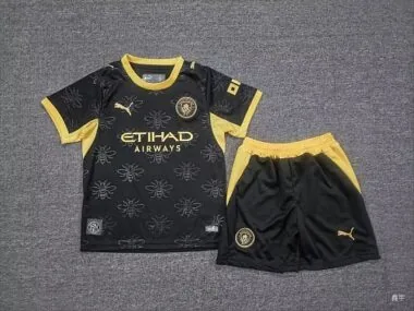 Camiseta y pantalones cortos para niño del Manchester City (visitante) temporada 2026/27