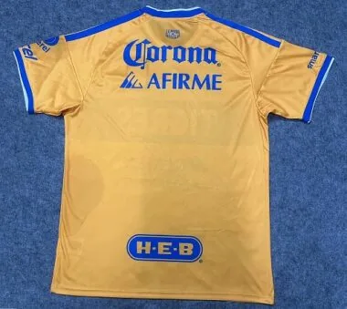 Afbeelding 2 van album 2026/27 Tigres-thuisshirt