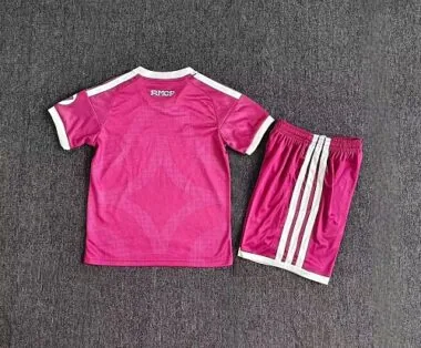 Image 2 de l’album 2026/27 Real Madrid Third Kids Jersey and Shorts