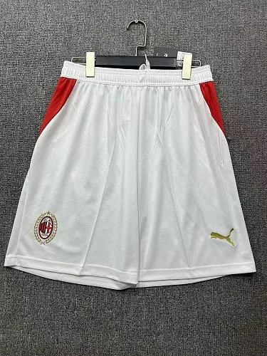 Pantalones cortos de fútbol del AC Milan para partidos fuera de casa de la temporada 2026/27