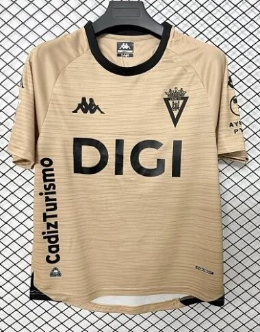 Albumcover van 2026/27 Cádiz derde shirt