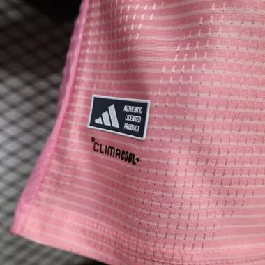 Image 4 de l’album Maillot domicile de l’Inter Miami 2026/27, version joueur