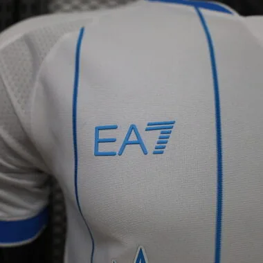 Imagem 4 do álbum Camisa do Napoli para jogos fora de casa, época 2026/27 (versão de jogador)