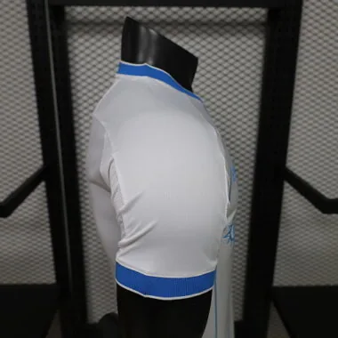 Imagem 7 do álbum Camisa do Napoli para jogos fora de casa, época 2026/27 (versão de jogador)