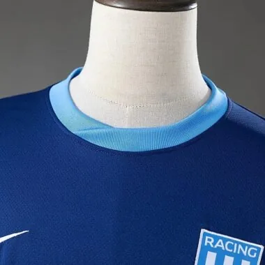 Afbeelding 3 van album Racing Club uittenue 2026/27