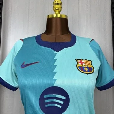 Afbeelding 5 van album Barcelona derde damesshirt seizoen 2026/27