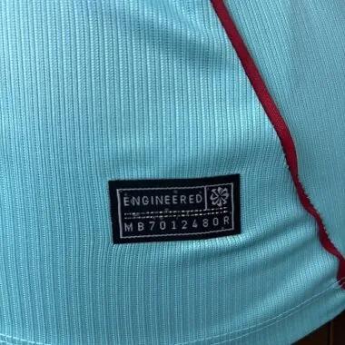 Afbeelding 8 van album Barcelona derde damesshirt seizoen 2026/27