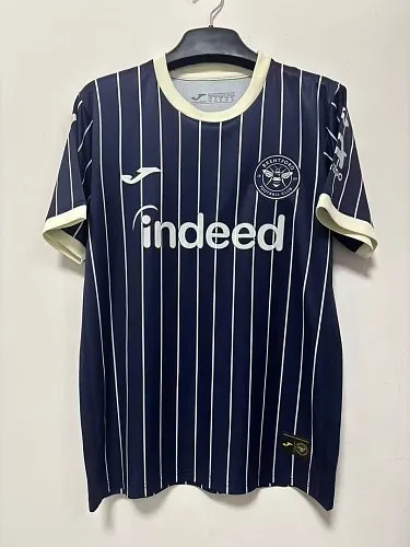 Camisa de jogo fora do Brentford 2026/27