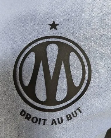 Afbeelding 4 van album Marseille derde spelersshirt seizoen 2026/27