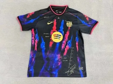 Couverture de l’album Maillot édition spéciale du FC Barcelone 2026/27