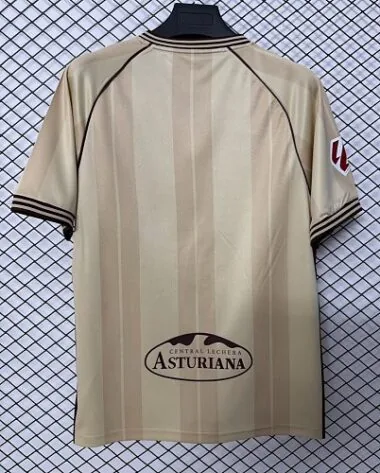 Imagem 2 do álbum Terceira camisola do Sporting de Gijón 2026/27