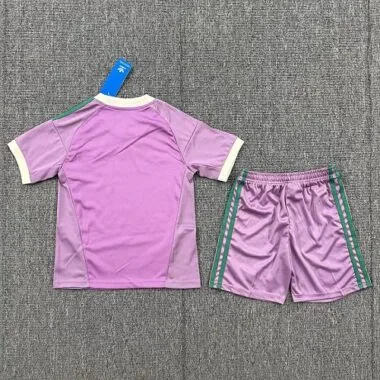 2026/27 Manchester United Goalkeeper Kids Jersey and Shorts album image 2