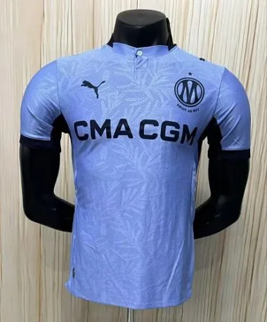 Albumcover van Marseille derde spelersshirt seizoen 2026/27