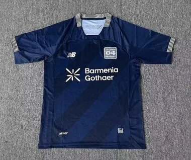 Capa do álbum Camisa alternativa do Leverkusen para a época 2026/27