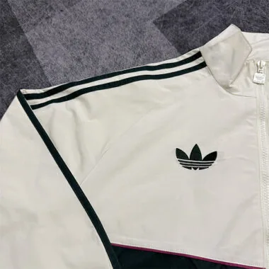 Imagem 3 do álbum 2026/27 Real Madrid Windbreaker Jacket
