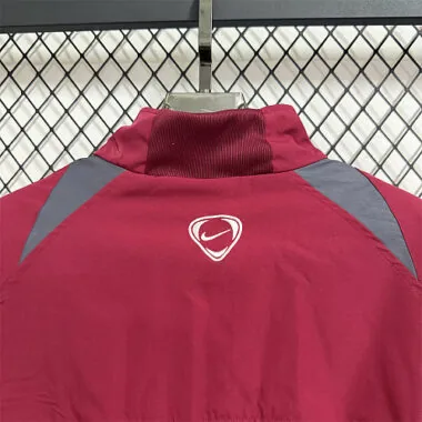 Imagen 6 del álbum Chaqueta cortavientos retro del Arsenal 2026/27
