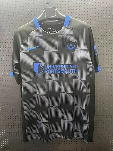 Couverture de l’album Maillot alternatif de Portsmouth 2026/27