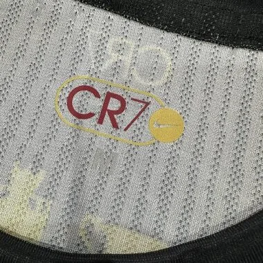 Imagem 3 do álbum Camisola de Joguador Edição Especial Portugal 2026