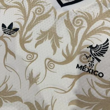 Imagem 2 do álbum Camisola Edição Especial México 2026
