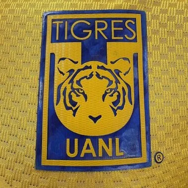 Imagen 8 del álbum Camiseta de manga larga de los Tigres para la temporada 2026/27, versión para jugadores (local)