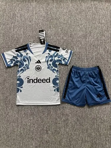 Camiseta y pantalones cortos para niños «Third» del Frankfurt, temporada 2026/27