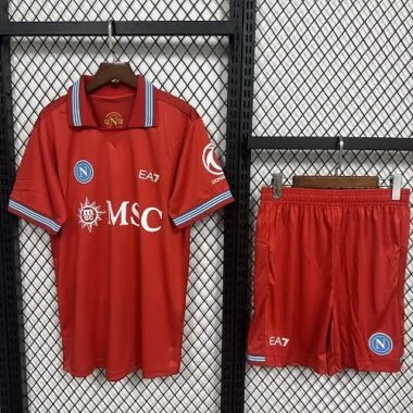 Tercera camiseta y pantalones cortos del Nápoles para la temporada 2026/27
