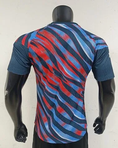 Imagen 5 del álbum Camiseta del Arsenal, edición especial temporada 2026/27, versión de jugador