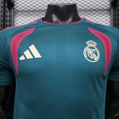 Imagem 2 do álbum Camisola do Real Madrid, Edição Especial 2026/27, Versão de Jogador