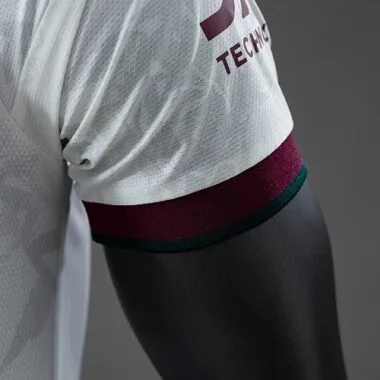 Imagen 6 del álbum Camisetas de fútbol baratas de Yupoo: versión de jugador del Manchester United para partidos fuera de casa, 26-27