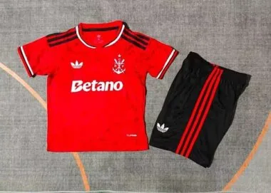 Copertina dell’album 26-27 Flamengo Third Kids Yupoo: maglie e pantaloncini da calcio a prezzi convenienti