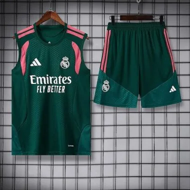 Couverture de l’album 26-27 Real Madrid Yupoo Vest Suit