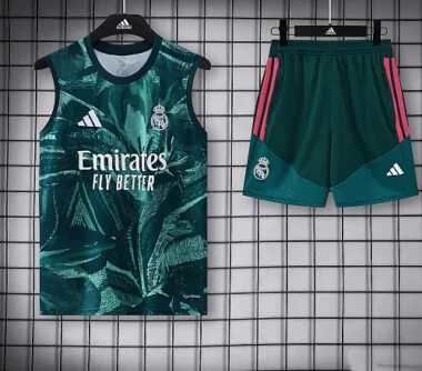 Couverture de l’album 26-27 Real Madrid Special Yupoo Vest Suit